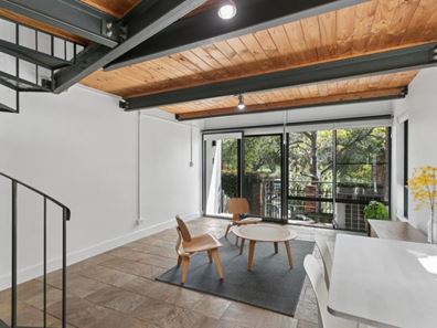 2/3 Greenway Street, Perth WA 6000