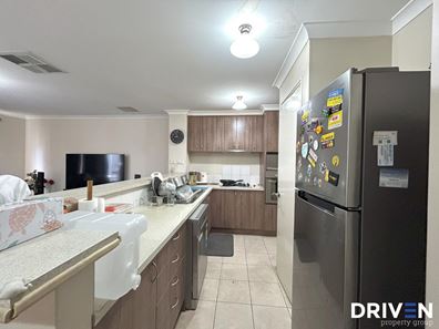 69/191 Railway Avenue, Kelmscott WA 6111