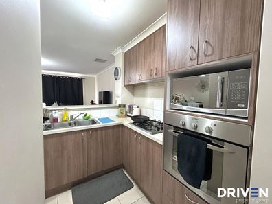 69/191 Railway Avenue, Kelmscott WA 6111