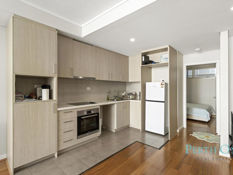 706/18 Cecil AVE, Cannington WA 6107
