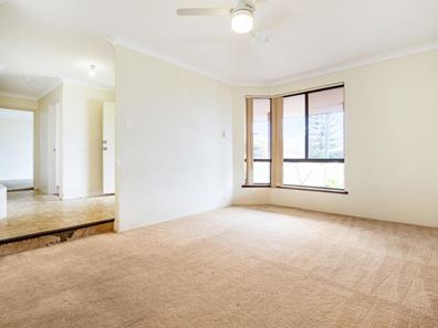 24 Christmas Avenue, Heathridge WA 6027