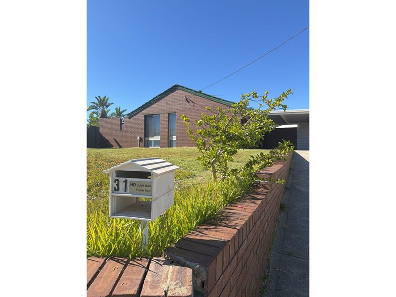 31 Hunter Way, Padbury WA 6025