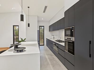 19 Macnair Place, Yallingup WA 6282