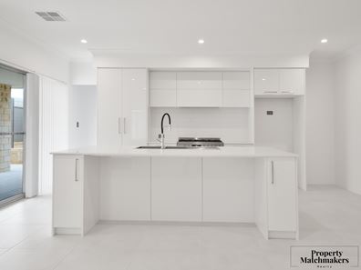 5 Hann Way, Mandogalup WA 6167