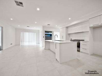 5 Hann Way, Mandogalup WA 6167