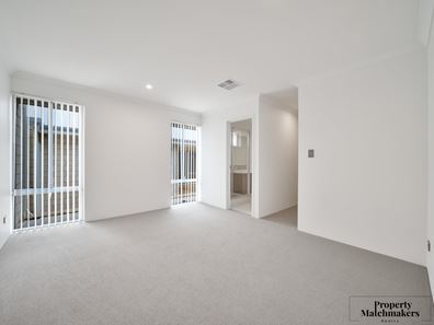 5 Hann Way, Mandogalup WA 6167