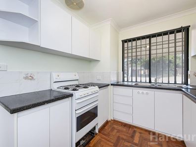 10 Bunyip Grove, Greenfields WA 6210