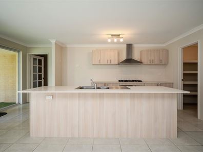 30 Elderiana Link, Banksia Grove WA 6031