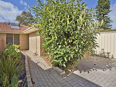 21/96 Simpson Avenue, Rockingham WA 6168