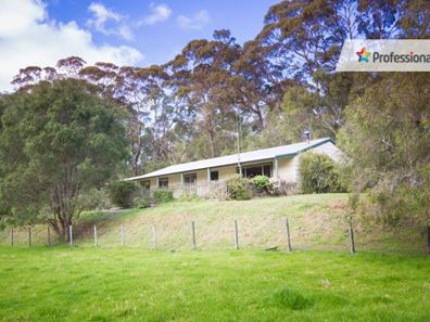 73 Bindaree Road, Cuthbert WA 6330