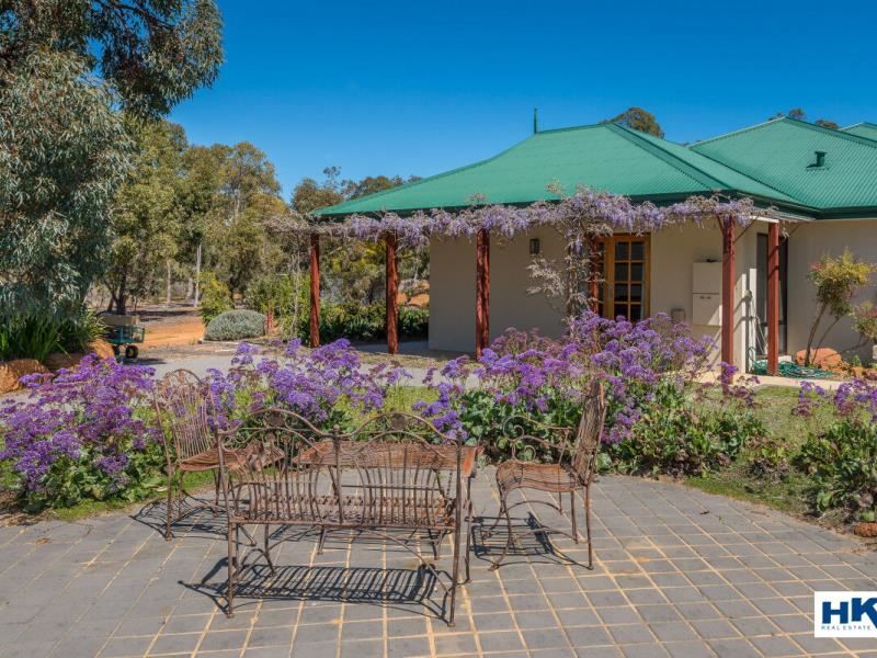 38 Simmental Grove, Lower Chittering