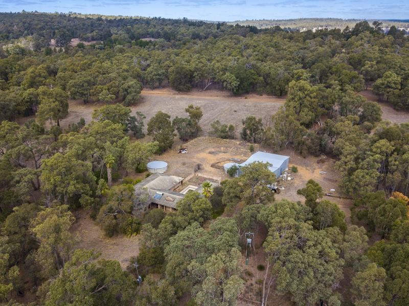 126 Breeze Road, Gidgegannup WA 6083