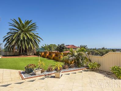 17 Evans Place, Two Rocks WA 6037