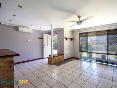 31 Chidzey Drive, Seville Grove WA 6112