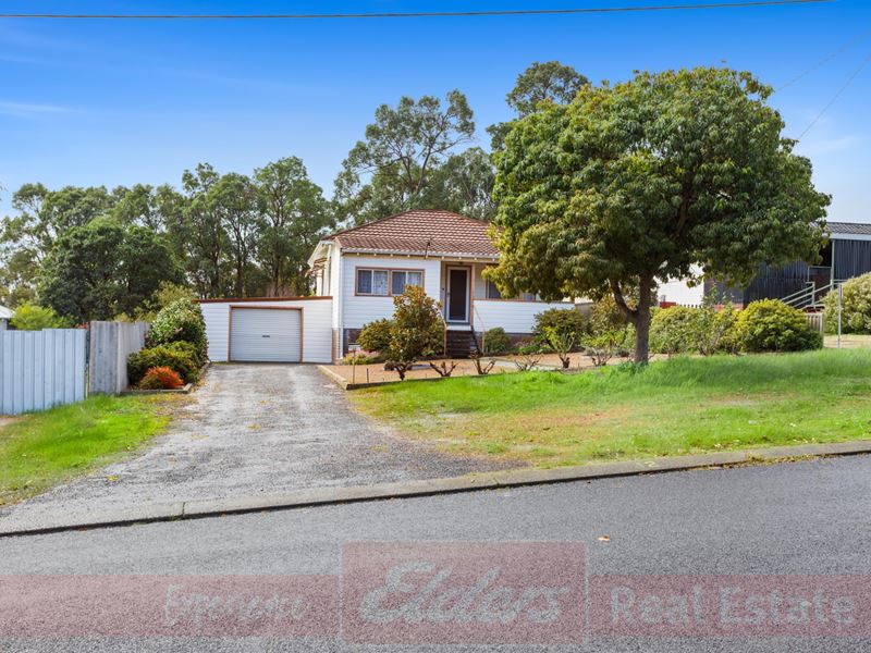 12 Lane Street, Collie WA 6225