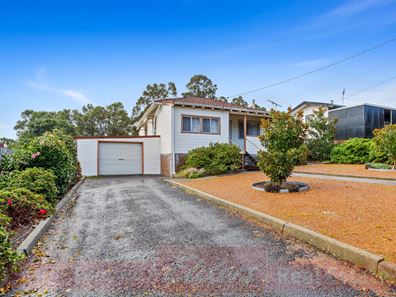 12 Lane Street, Collie WA 6225