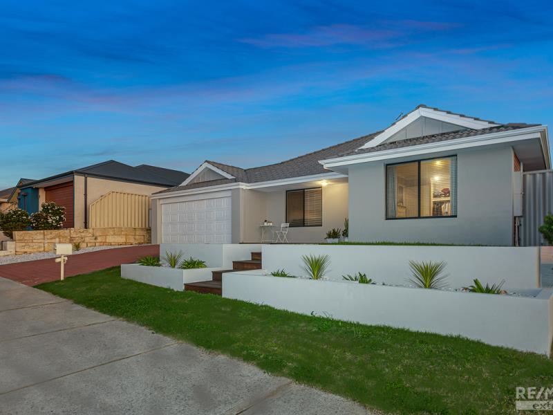 24 Tarbert Parade, Ridgewood