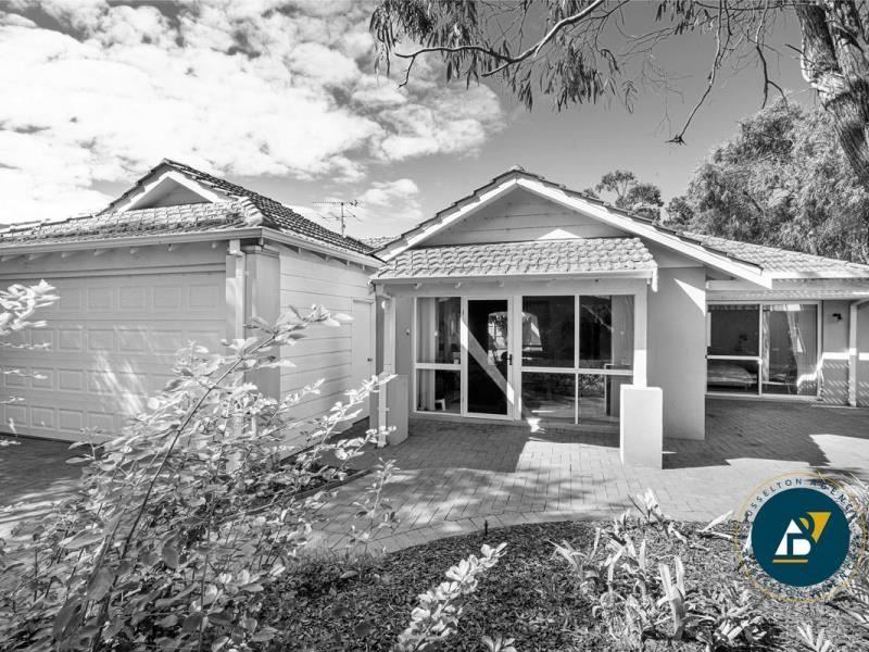 4 Ray Avenue, Broadwater