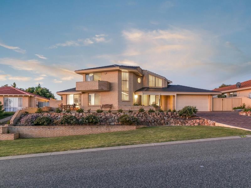 34 Southern Cross Circle, Ocean Reef WA 6027