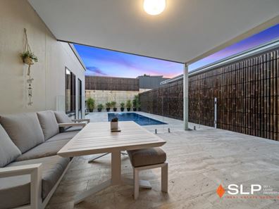 15 Mountain Street, Banksia Grove WA 6031