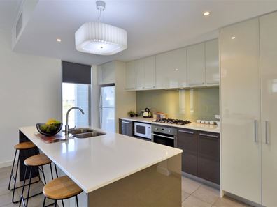 3 Impressa Way, Halls Head WA 6210
