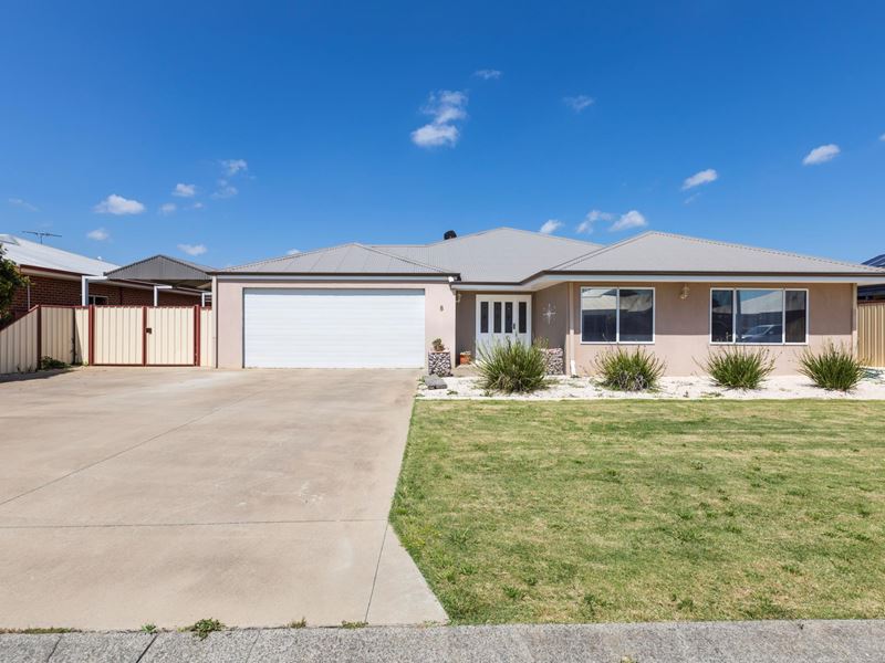 8 Hedges Place, Burekup WA 6227