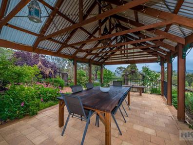 96 Meadowbrook Ramble, Bullsbrook WA 6084