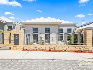 4 Bellefontaine Grove, Mindarie WA 6030