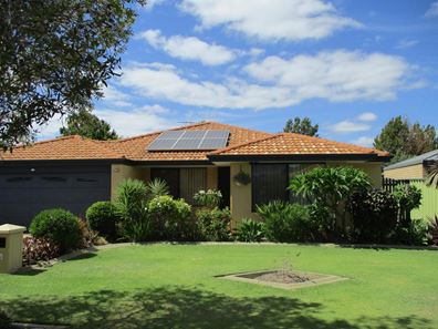86 Montoro Drive, Port Kennedy WA 6172