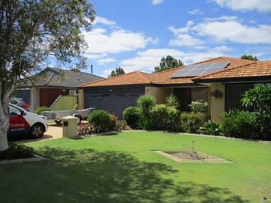 86 Montoro Drive, Port Kennedy WA 6172
