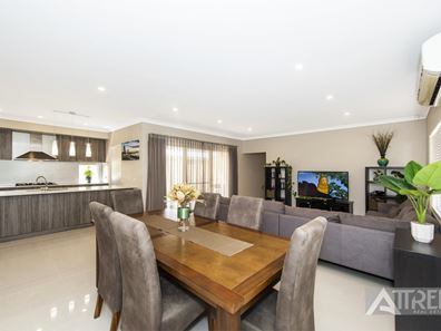 21 Ballycastle Loop, Canning Vale WA 6155