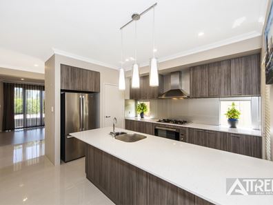 21 Ballycastle Loop, Canning Vale WA 6155