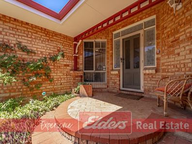 40 Pollard Way, Warnbro WA 6169