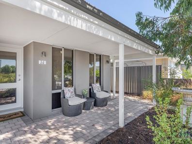 14 Polesie Street, Brabham WA 6055