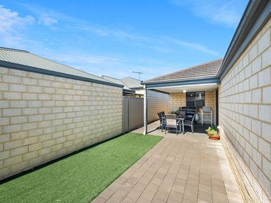60 Holmes Street, Southern River WA 6110