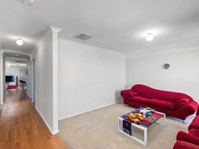 60 Holmes Street, Southern River WA 6110