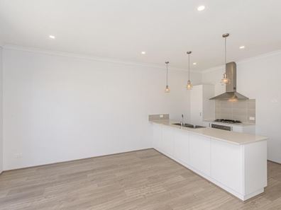 32 Aviator Boulevard, Clarkson WA 6030