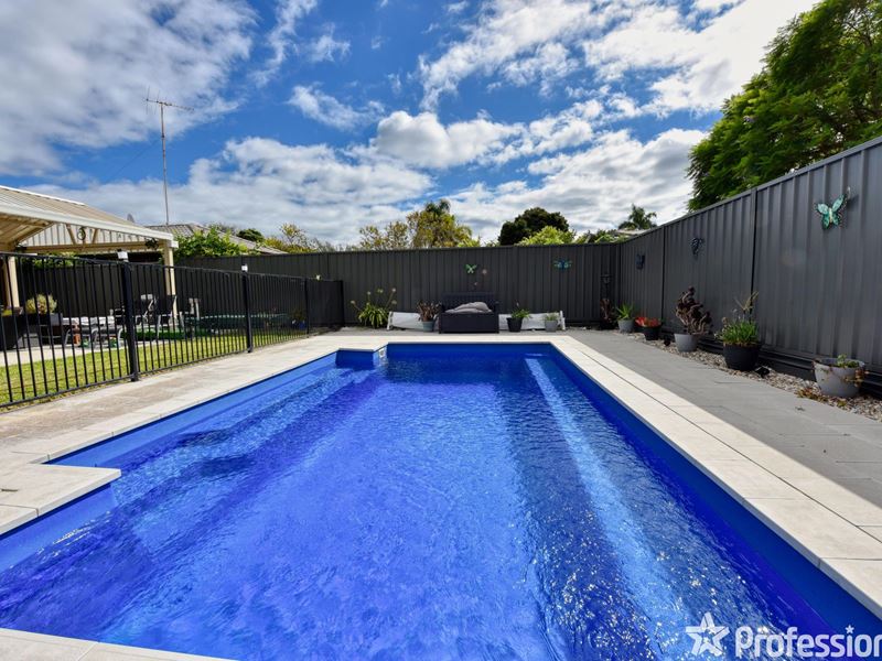 7 Benton Way, Safety Bay WA 6169