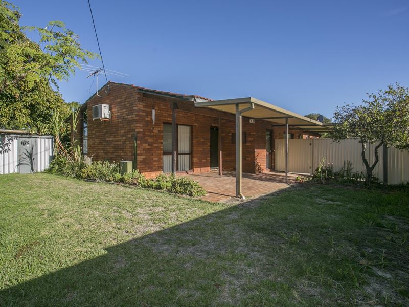 4 Towton Street, Redcliffe