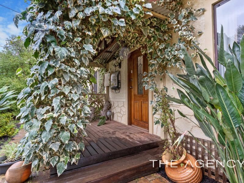 11 Wyuna Crescent, Lesmurdie