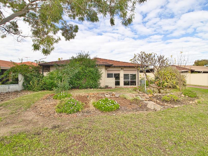 22 Cambridge Crescent, Cooloongup