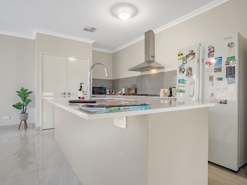 11 Carran Lane, Canning Vale