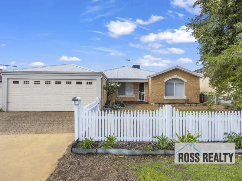 5 Pumice Place, Alexander Heights WA 6064