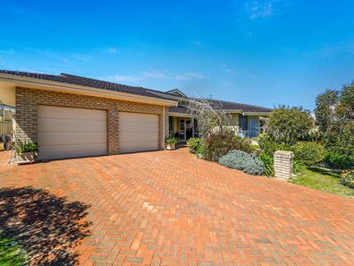 4 Shalvey Close, Duncraig WA 6023