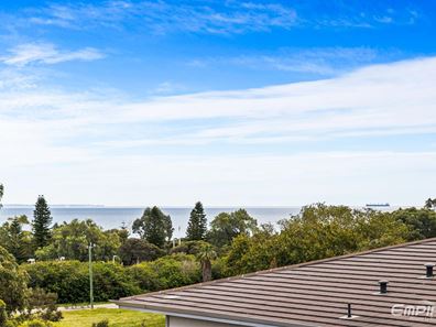 3 Airlie Place, Coogee WA 6166