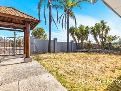 68A Beach Road, Watermans Bay WA 6020