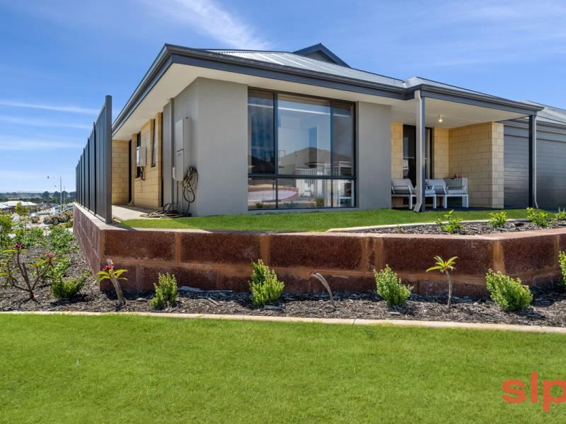 8 Ninu Way, Banksia Grove