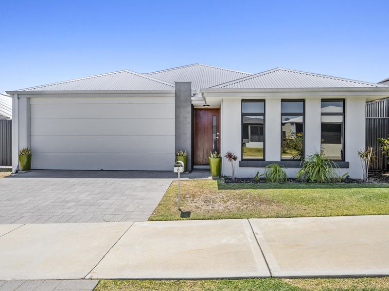 6 Baltoro Road, Lakelands