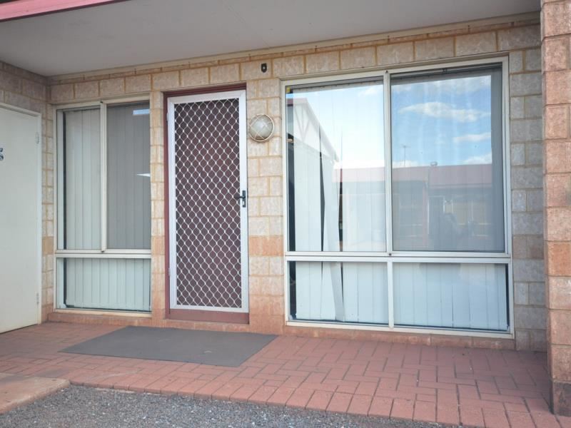 9/1 Cowra Drive, Newman