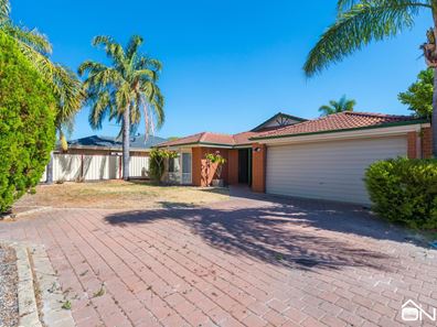 8 Rason Court, Seville Grove WA 6112